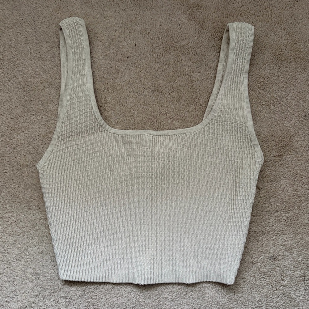 ARITZIA | Babaton Sculpt Knit Top